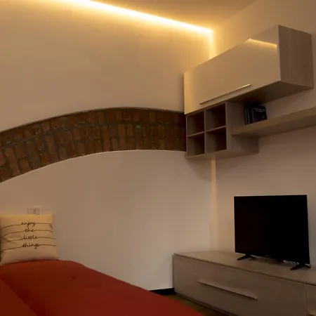 Bellissimo E Accogliente Bilocale Vicino Metro M3 公寓